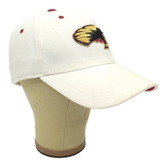 Top Of The World Pioneers Logo One Fit Cap Trucker Baseball Golf Hat NCAA - Picture 3 of 13